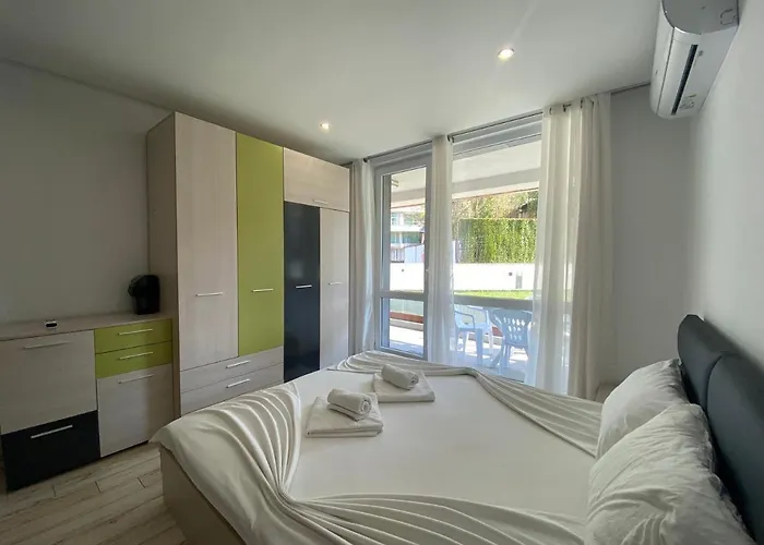 Paradiso 'в' 111 Large דירה *