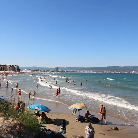 Paradiso 'в' 111 Large Nesebar