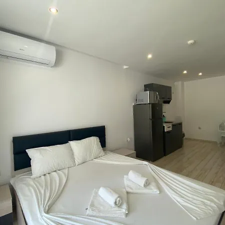 Paradiso 'в' 111 Large Appartamento Nesebar